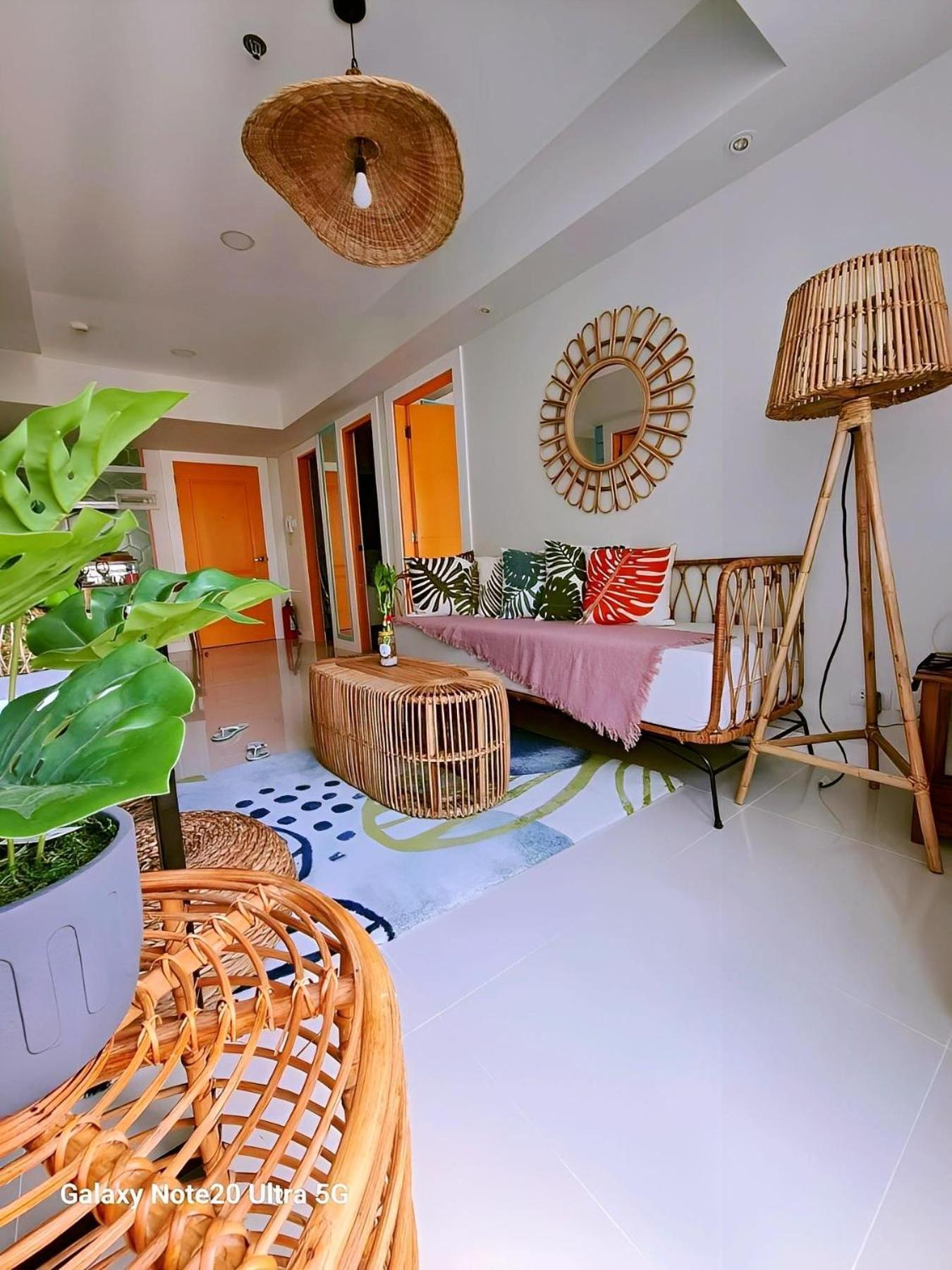 Holiday Escape Philippines Manila Eksteriør bilde